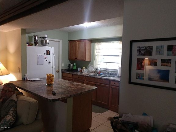 4th image of 10820 SE 52nd Ct