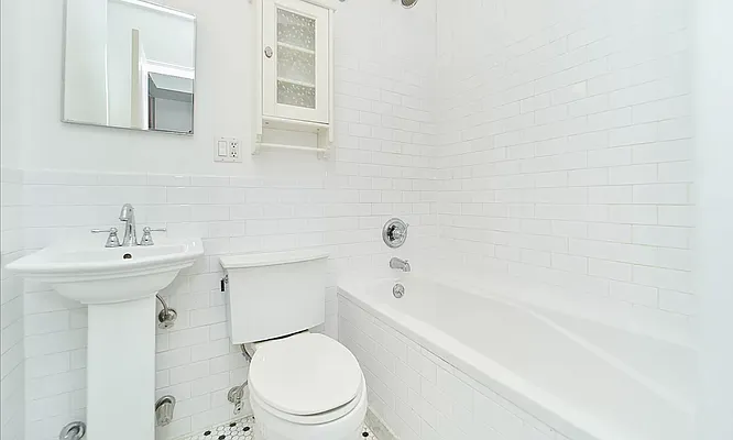 Rented by Living New York | media 14