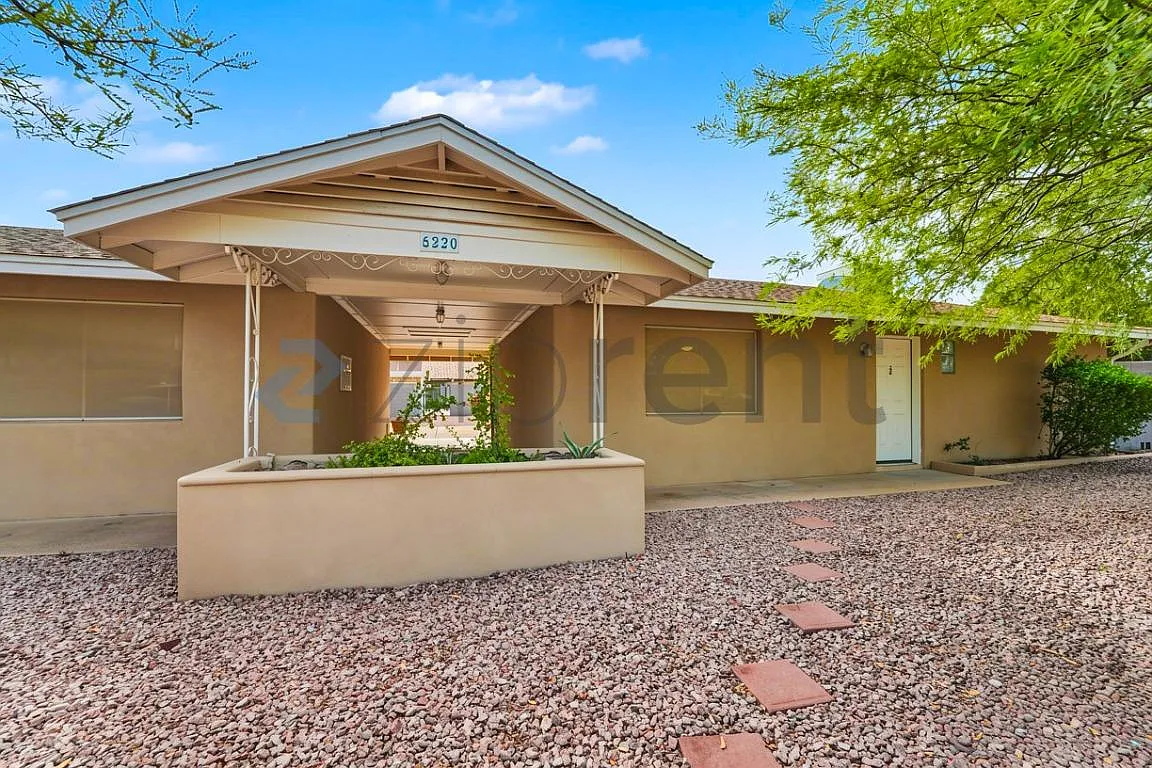 2 bed, 1003 sqft, $1,250 — Photo 2