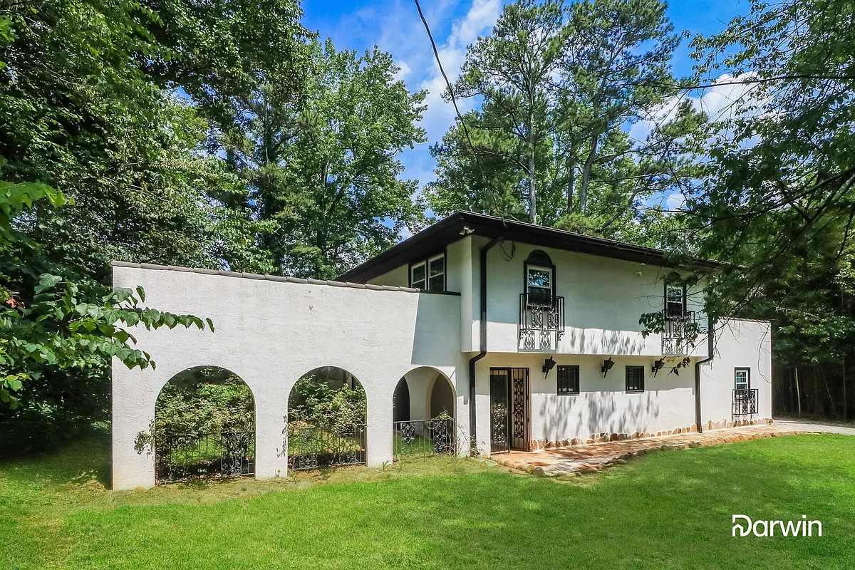 Building Photo - 1800 Branch View Dr