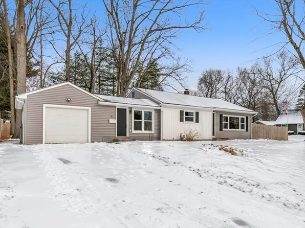 35 Lenn Rd, Springfield, MA 01118