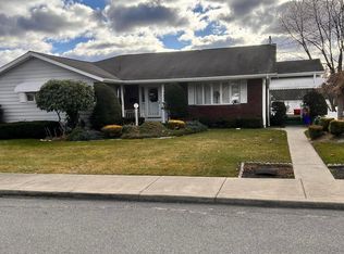 417 Riley St, Old Forge, PA 18518