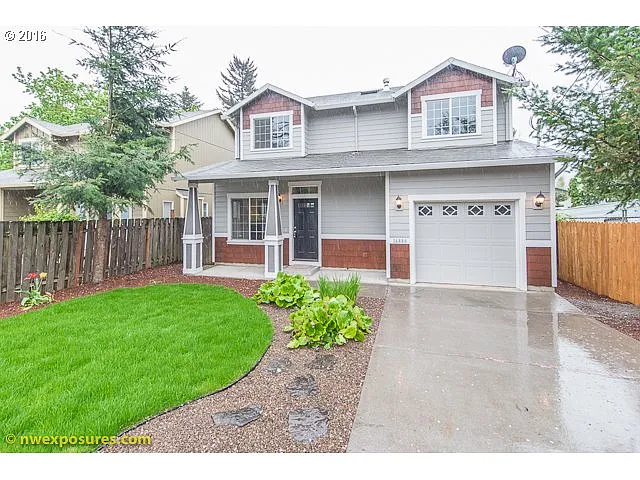 16888 E Burnside St photo 1