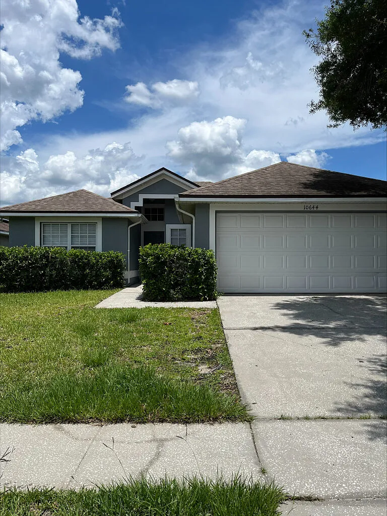 3 bed, 1235 sqft, $2,500 — Photo 1