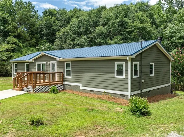 274 E Wright St, Winder, GA 30680