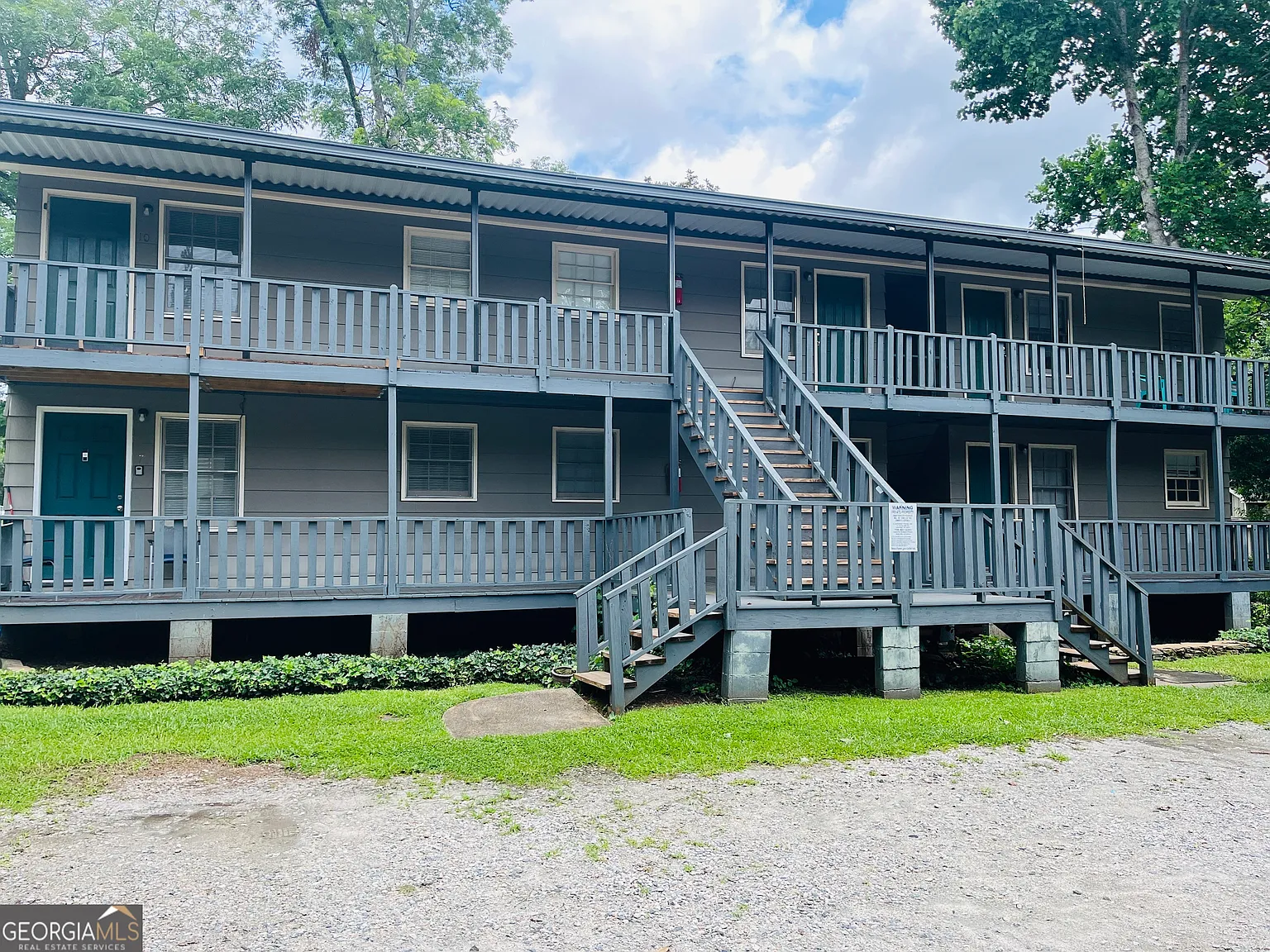 1 bed, 1.0 bath, $695 — Photo 1