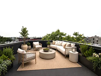 1070A Dekalb Avenue, #2B