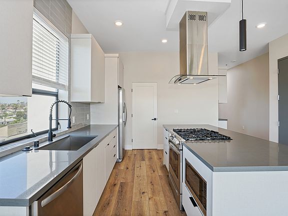 3rd image of 4375 Georgia St Unit 300
