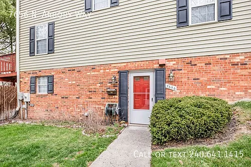 7656 N Arbory Way Photo 1