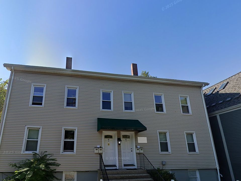 1st image of 105 Brookline St #6