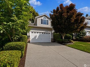 7530 NE 204th Pl, Kenmore, WA 98028