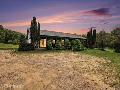 3275 Levalley Rd, Columbiaville, MI, 48421