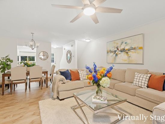 701 Dorset Street #C15, South Burlington, VT 05403