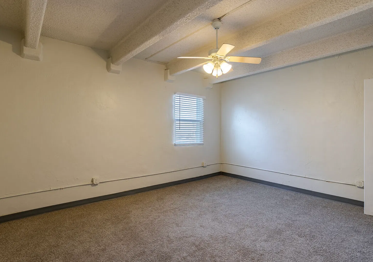 Julian Square Apartments | Spacious 16 Bedroom Homes in Denver! — Photo 4