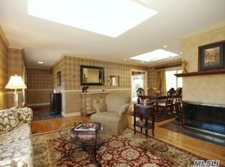 120 Fort Salonga Rd, Northport, NY 11768