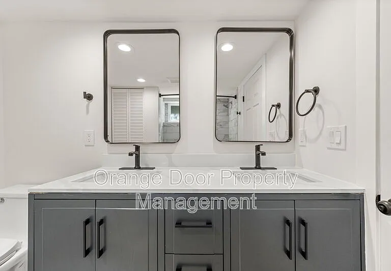 7727 Jones Ave NW — Photo 3