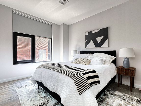 5th image of 211 Pennington Ave #W405