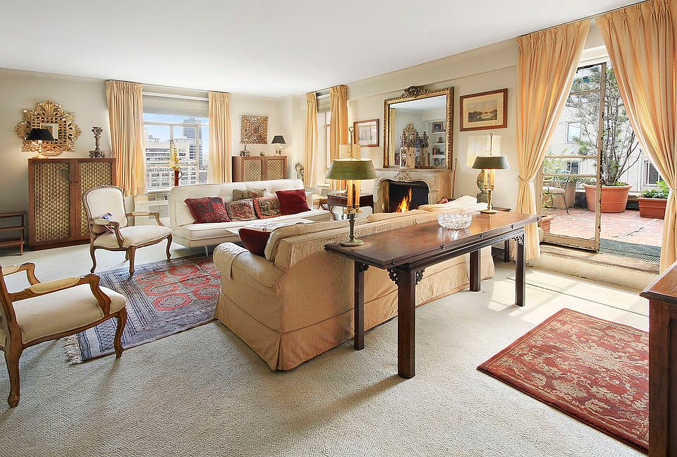 2nd image of 880 5th Ave APT 18G