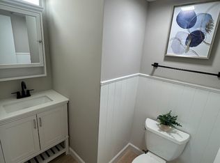 499 McHenry Rd APT 3B, Wheeling, IL 60090