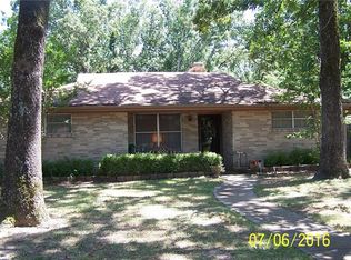 4475 Choctaw Ln, Paris, TX 75460