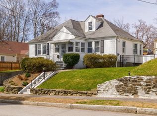 44 Cleveland Ave, Worcester, MA 01603