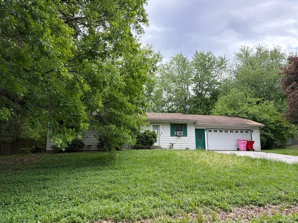 340 Sycamore St, Payson, IL 62360
