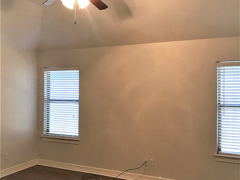3905 Tournay Ln — Photo 13