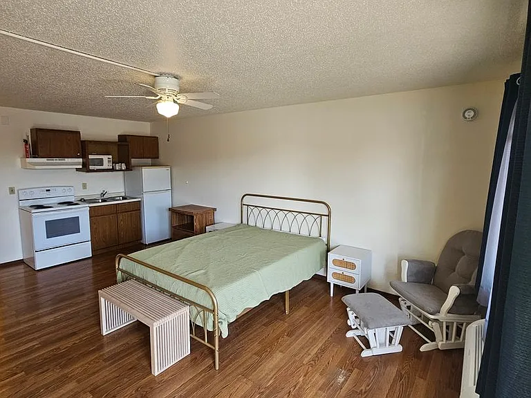 Rapids Studio Apartments — Photo 15