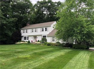 7 Jeffrey Ln, Chappaqua, NY 10514