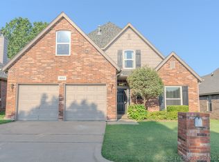 4212 S Willow Ave, Broken Arrow, OK 74011