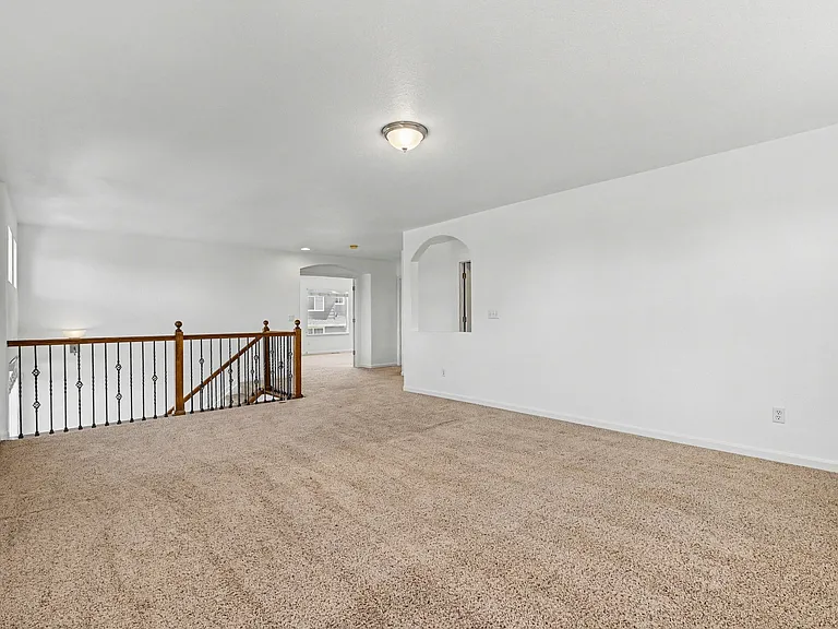 21164 E Jefferson Cir — Photo 4