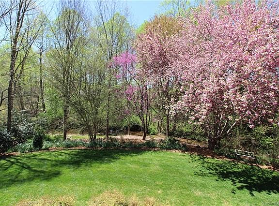 5th image of 512 Innisbrook Dr