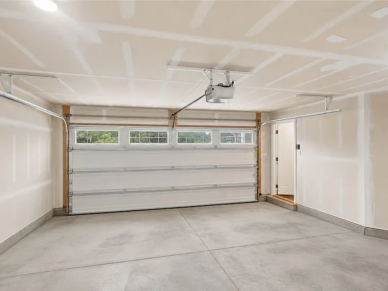 117 Moyer Hill Dr — Photo 34