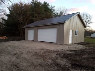 17565 Sumpter Rd, Belleville, MI 48111