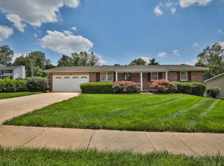 816 Boleyn Pl, Ballwin, MO 63021