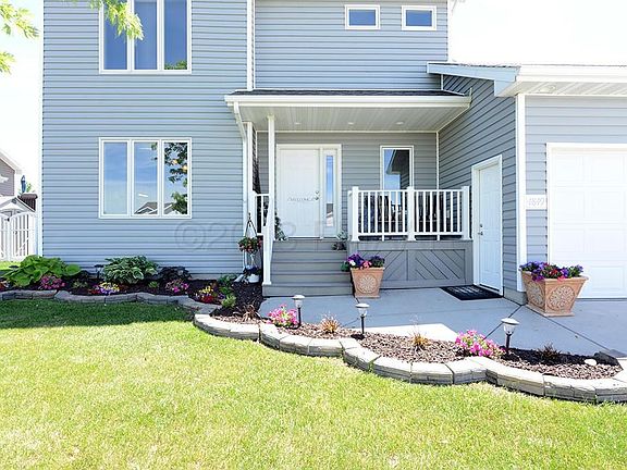 Extensive Landscaping