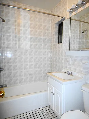 Rented by Balass Ralph, LREB | media 18