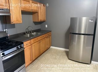 515 E School St APT 8, Woonsocket, RI 02895