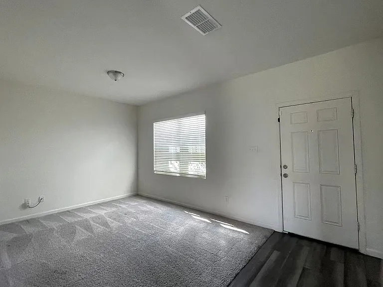 2909 Aspen Dr — Photo 9