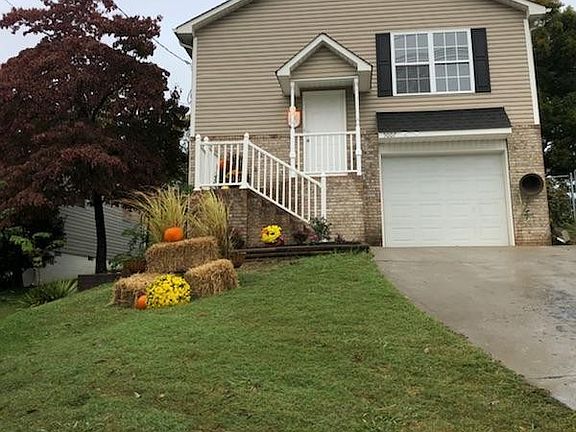 2nd image of 5007 NW Woodglen Dr