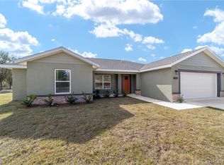 574 E Sequoia Pl, Citrus Springs, FL 34434