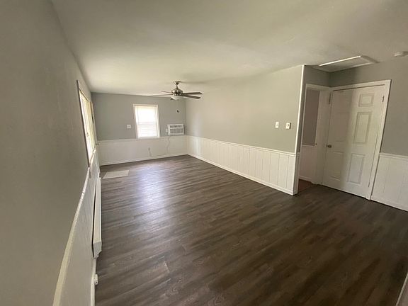 3rd image of 719 Saint Louis Ave