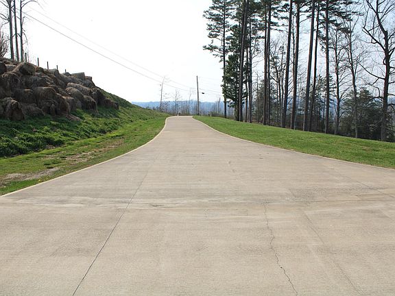 5th image of 1701 Cold Hill Rd