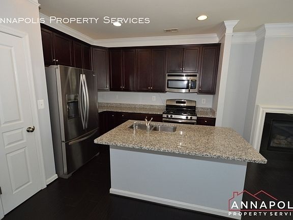 4th image of 28 Boucher Pl