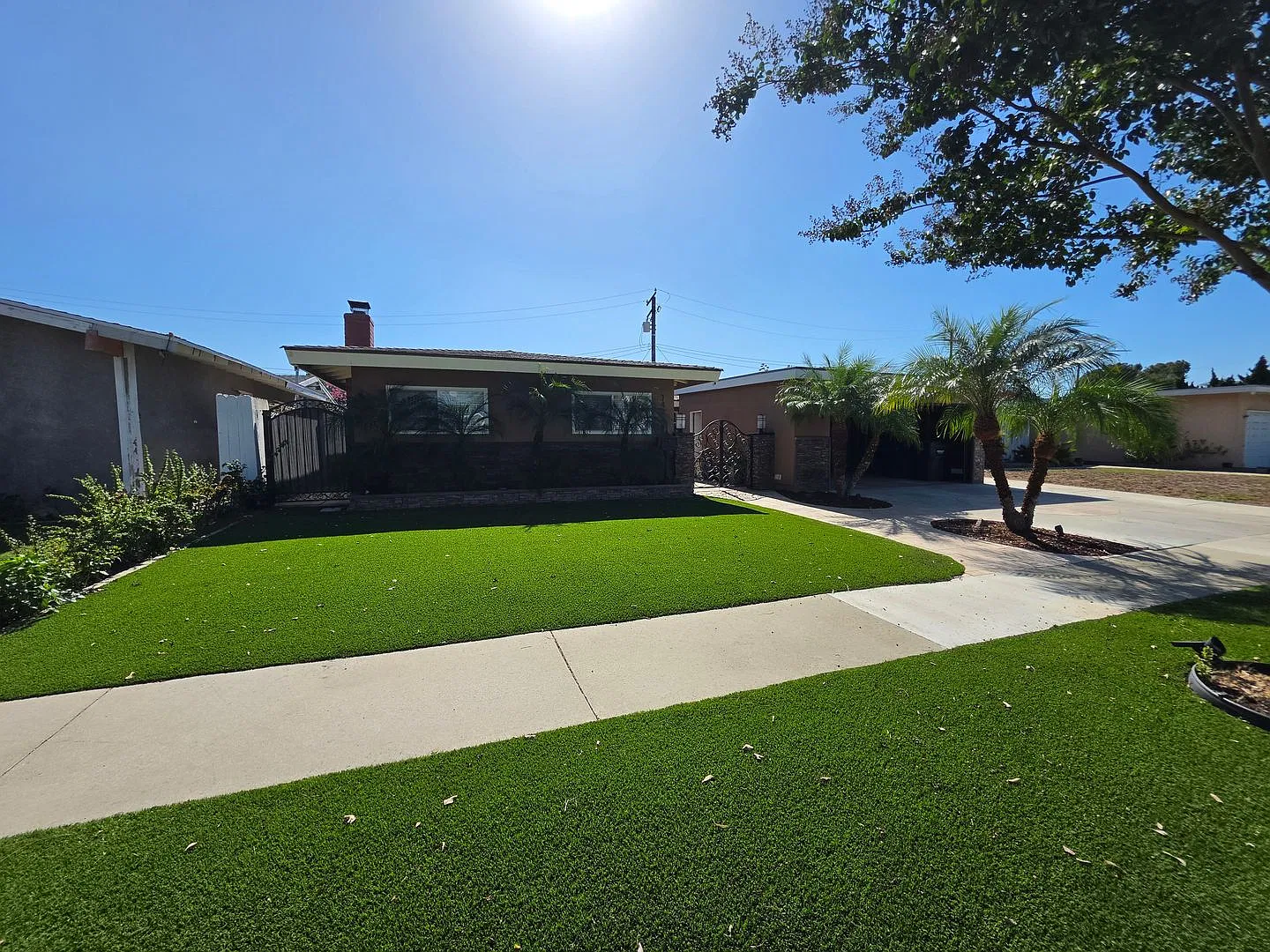 Gorgeous Upgraded 4 Bed, 2 Bath Home for Lease — Photo 1