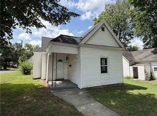 1022 E 9th St, Sedalia, MO 65301