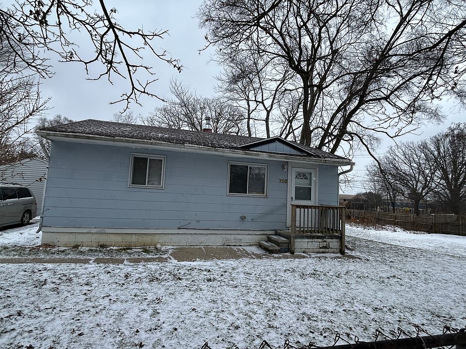 1st image of 750 Emerson Ave