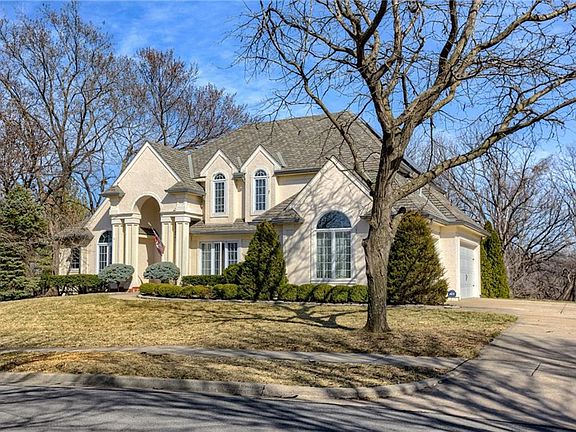 2nd image of 4401 N Mulberry Dr