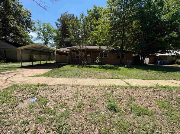 610 N Roselawn Dr, West Memphis, AR 72301