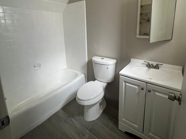 308 W Irvington Rd APT 5